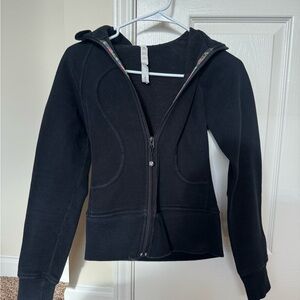 Black Lululemon Scuba